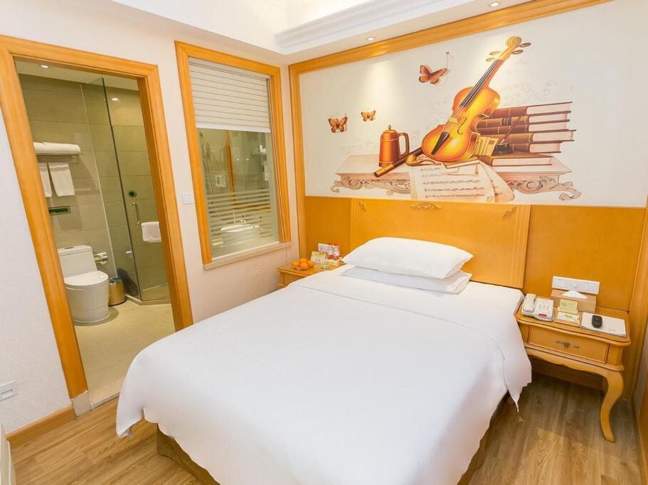 Vienna Hotel Guangzhou Beijing Road Esterno foto